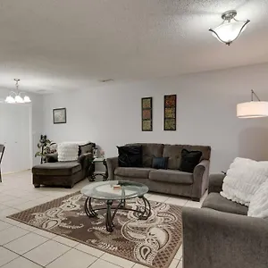  Apartment Lovely 2 Bdr With Balcony 2m To Broadway United States